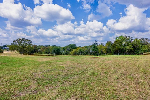10343 Sunny Meadow Drive, Chappell Hill, TX 77426