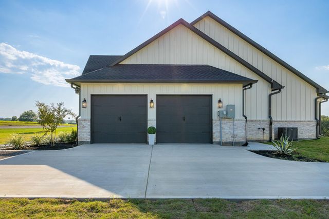10343 Sunny Meadow Drive, Chappell Hill, TX 77426