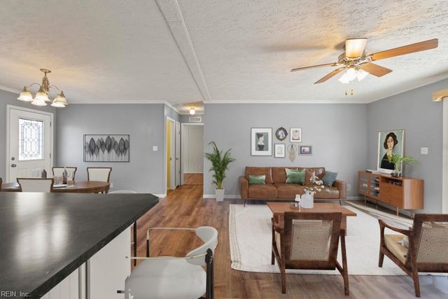 8029 Pinetta RD, Gloucester, VA 23061