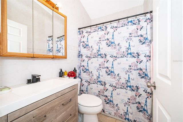 1717 CHATHAM CIRCLE, Apopka, FL 32703