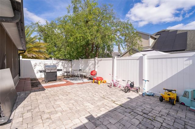 1717 CHATHAM CIRCLE, Apopka, FL 32703