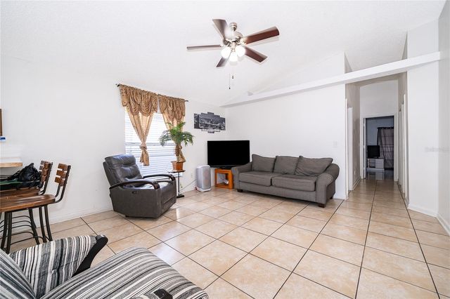 1717 CHATHAM CIRCLE, Apopka, FL 32703