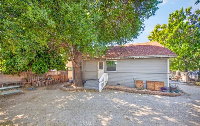 485 Nicolet St, Banning, CA 92220