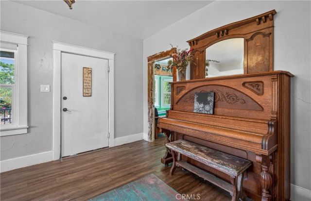 485 Nicolet St, Banning, CA 92220