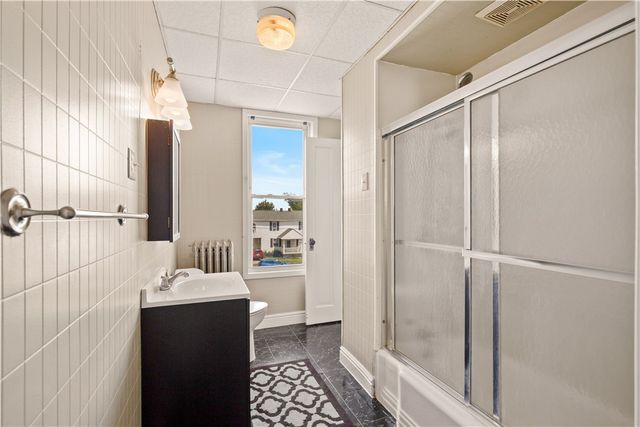 35 N Hitchman St, Mt Pleasant Boro, PA 15666