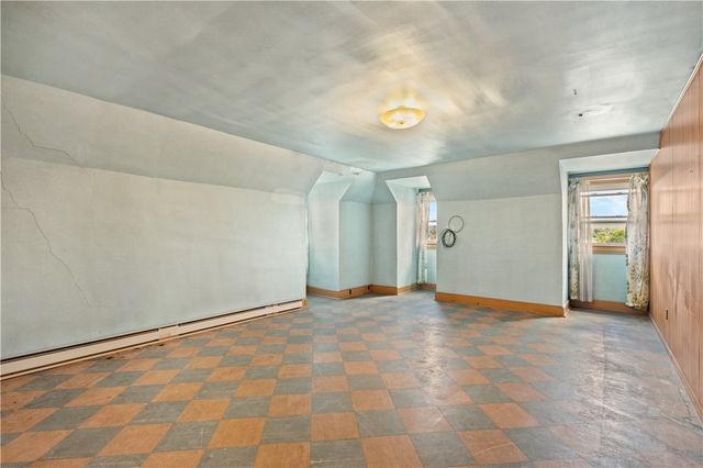 35 N Hitchman St, Mt Pleasant Boro, PA 15666