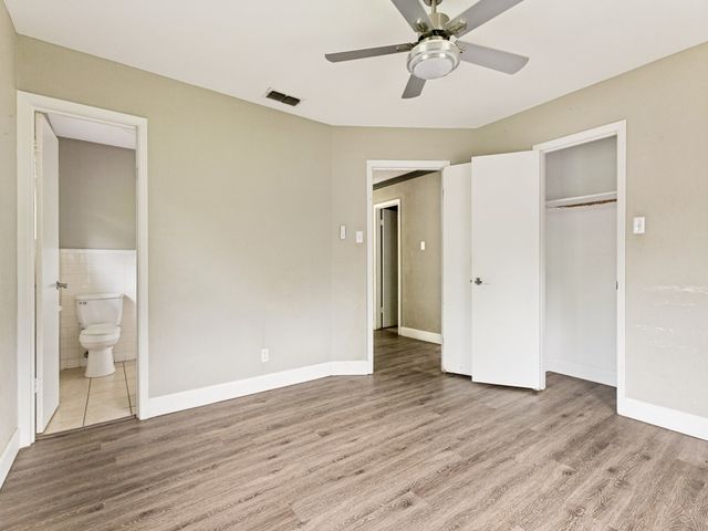 325 Walnut Avenue, Azle, TX 76020