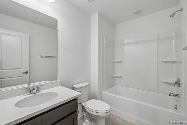 253 Lantana Drive, Brighton, MI 48116