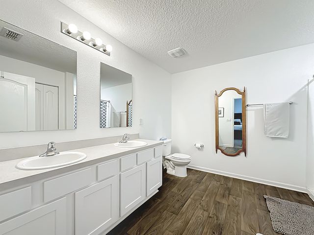 16 Encanto Way, St Augustine, FL 32084