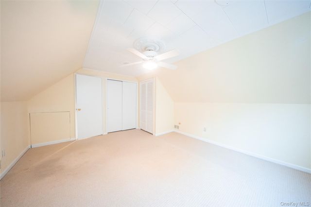 41 Foxhill Road, Valhalla, NY 10595