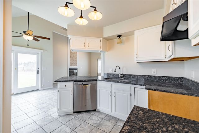 12215 Crossman Road, Carleton, MI 48117