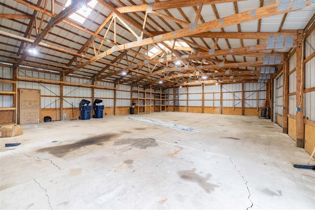 12215 Crossman Road, Carleton, MI 48117