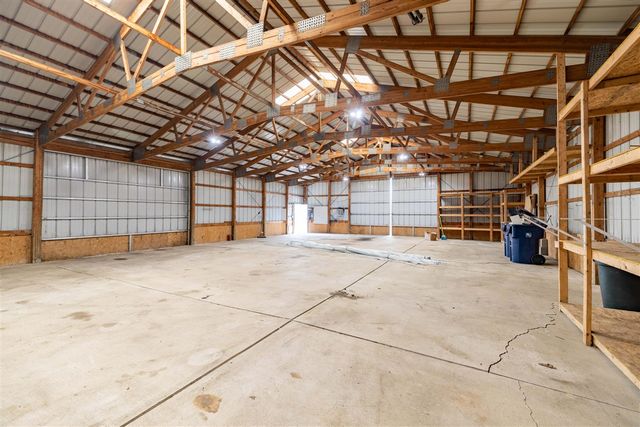 12215 Crossman Road, Carleton, MI 48117