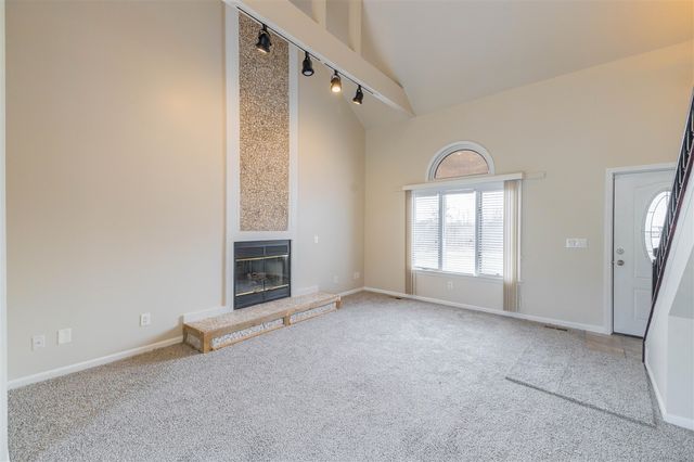 12215 Crossman Road, Carleton, MI 48117