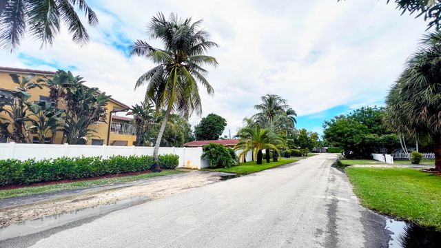 1401 NE 15th Street 8, Fort Lauderdale, FL 33304