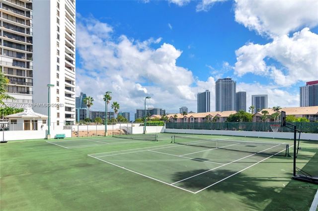 300 Three Islands Blvd 406, Hallandale Beach, FL 33009