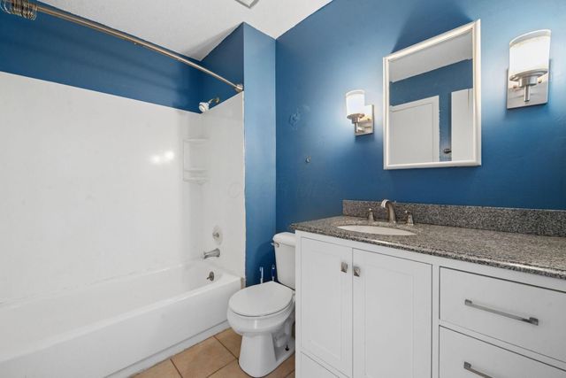 6164 Stornoway Drive S, 6164, Columbus, OH 43213