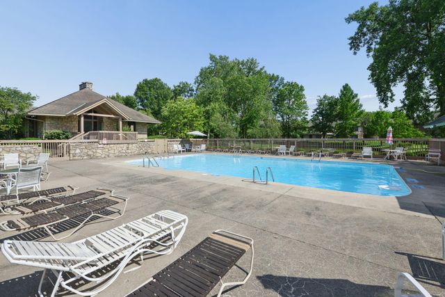 6164 Stornoway Drive S, 6164, Columbus, OH 43213