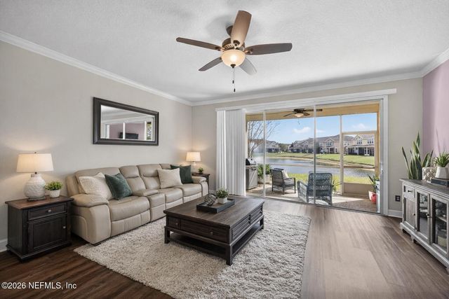 6840 ROUNDLEAF Drive, Jacksonville, FL 32258