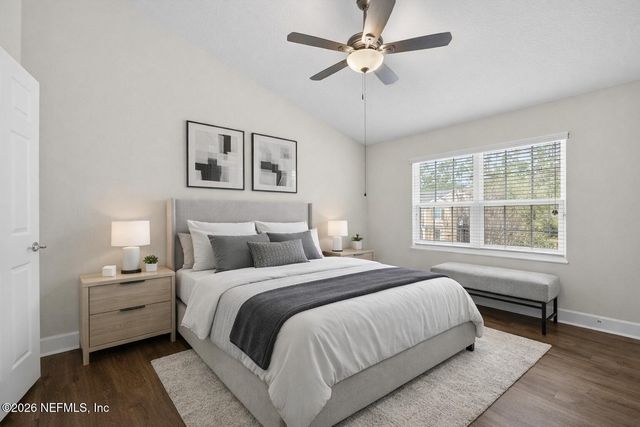 6840 ROUNDLEAF Drive, Jacksonville, FL 32258