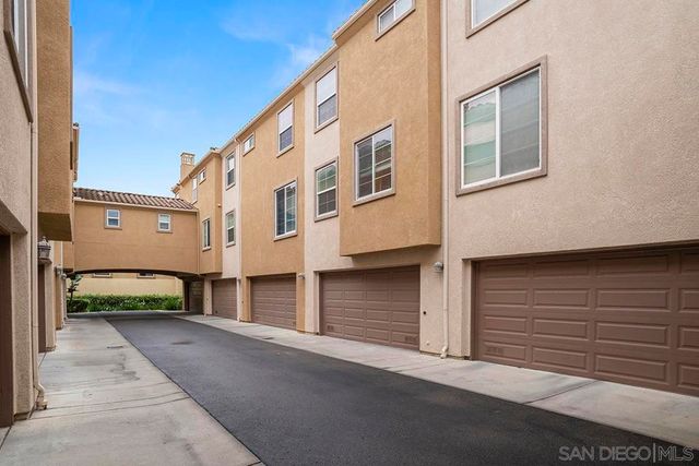 644 Hatfield Dr, San Marcos, CA 92078