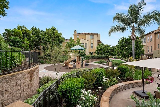 644 Hatfield Dr, San Marcos, CA 92078
