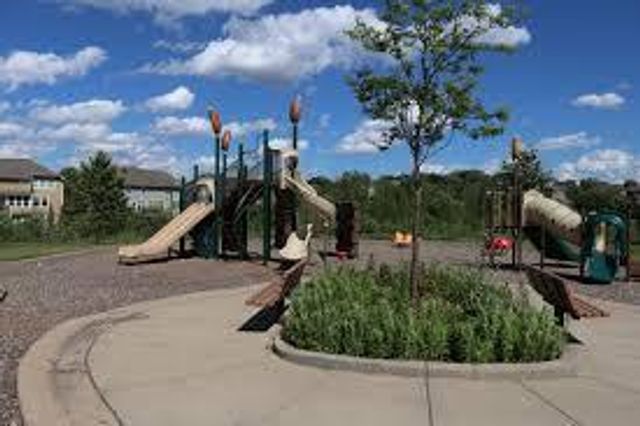 8818 193rd Street W, Lakeville, MN 55044