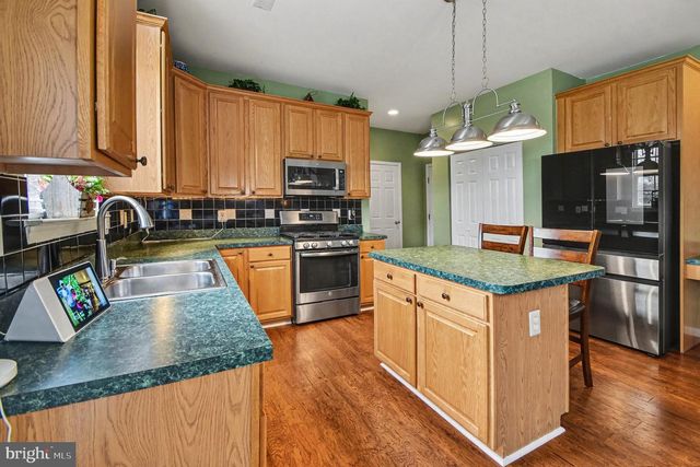 42 ASHFORD WAY, Schwenksville, PA 19473