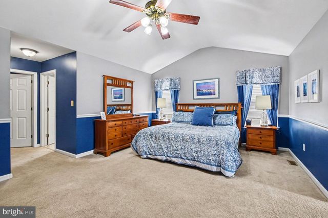 42 ASHFORD WAY, Schwenksville, PA 19473