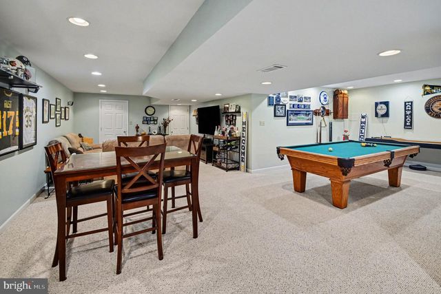 42 ASHFORD WAY, Schwenksville, PA 19473