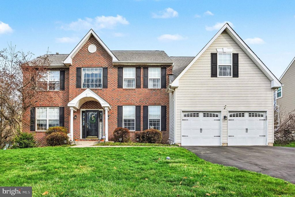 42 ASHFORD WAY, Schwenksville, PA 19473