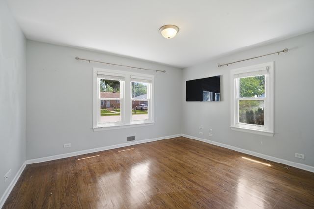 1522 N Hillside Avenue, Berkeley, IL 60163