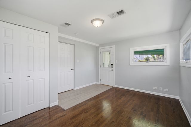 1522 N Hillside Avenue, Berkeley, IL 60163
