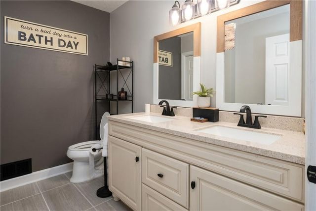 1225 Dewberry Lane, Canton, GA 30114