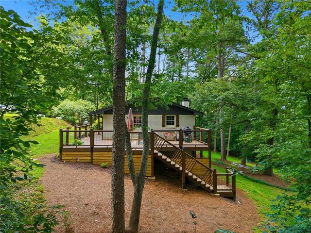 1225 Dewberry Lane, Canton, GA 30114