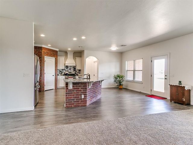 1451 Lookout Circle, Edmond, OK 73025