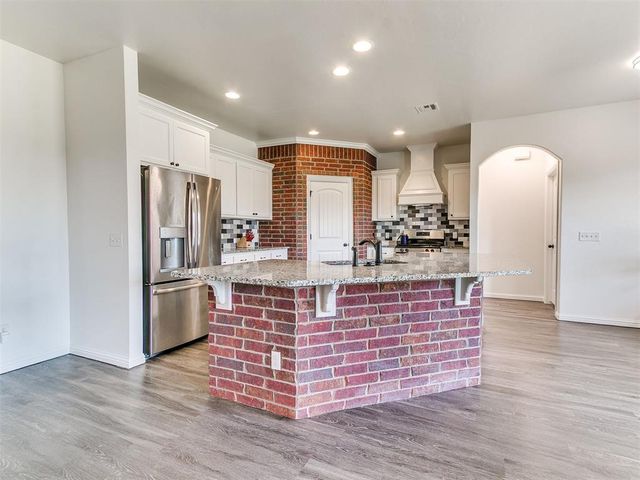 1451 Lookout Circle, Edmond, OK 73025