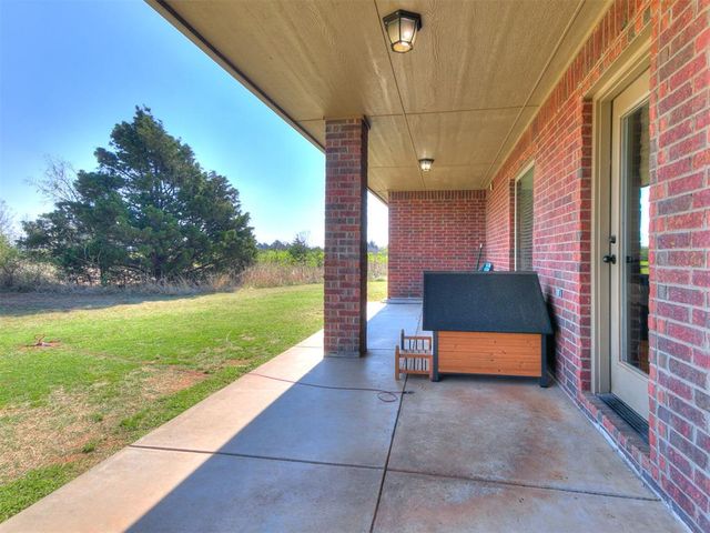 1451 Lookout Circle, Edmond, OK 73025