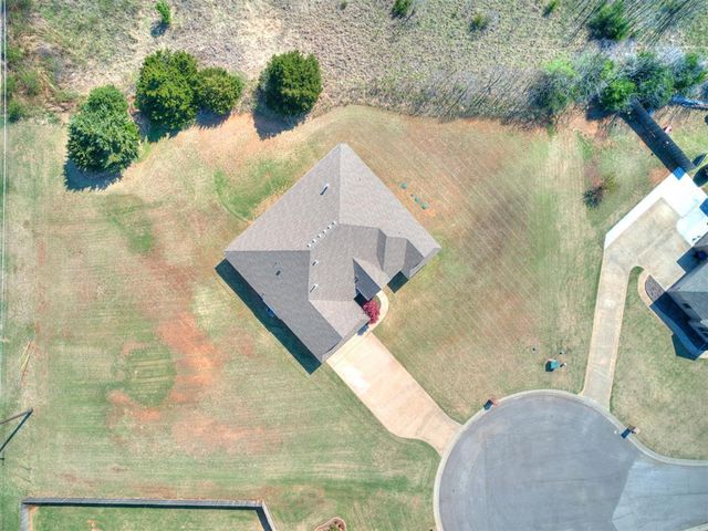 1451 Lookout Circle, Edmond, OK 73025