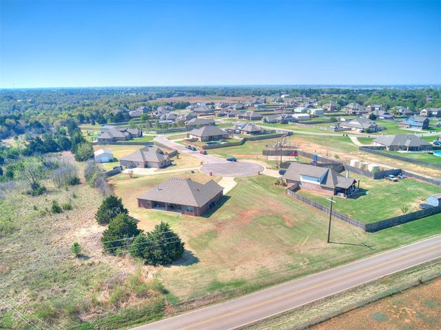 1451 Lookout Circle, Edmond, OK 73025