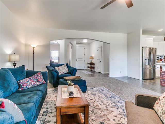 1451 Lookout Circle, Edmond, OK 73025