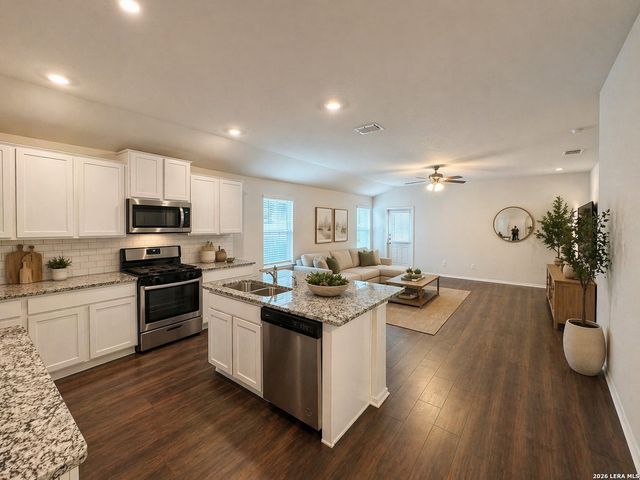 3518 COPPER RIV, Bulverde, TX 78163