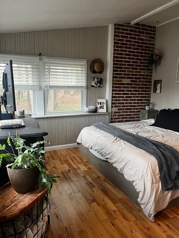 88 Hiland, Charlton, MA 01507