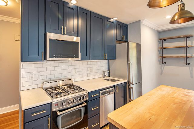 793 Palmer Road 3-C, Bronxville, NY 10708