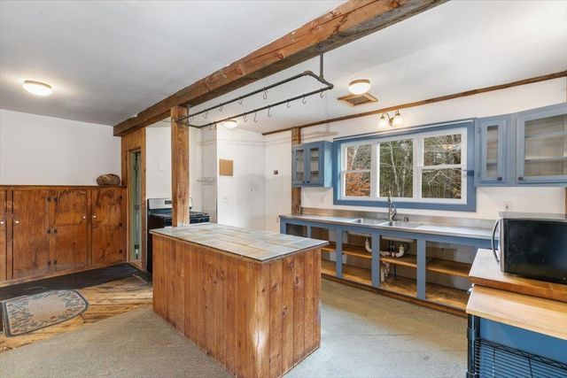 203 Old Shaker Road, Loudon, NH 03307