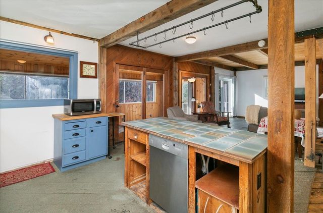 203 Old Shaker Road, Loudon, NH 03307