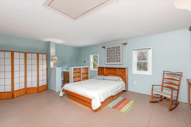 203 Old Shaker Road, Loudon, NH 03307