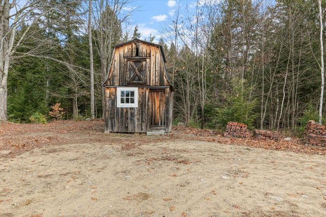 203 Old Shaker Road, Loudon, NH 03307