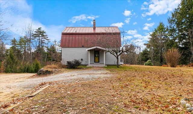 203 Old Shaker Road, Loudon, NH 03307