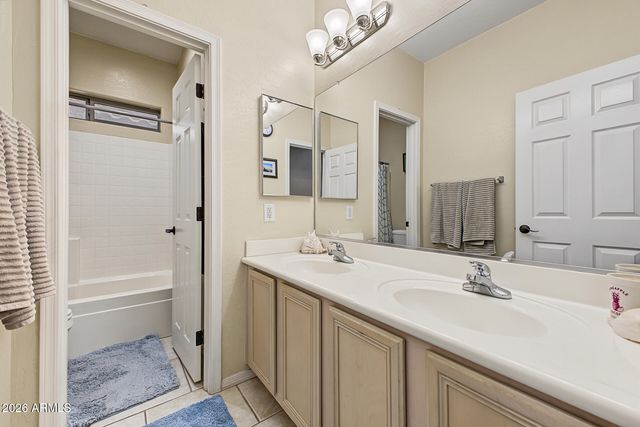 281 W BROOKS Street, Gilbert, AZ 85233